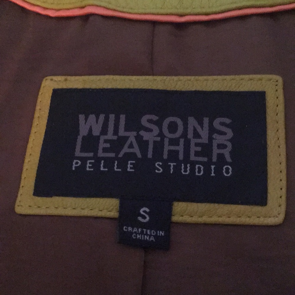Leather jacket - Picture 3 of 4